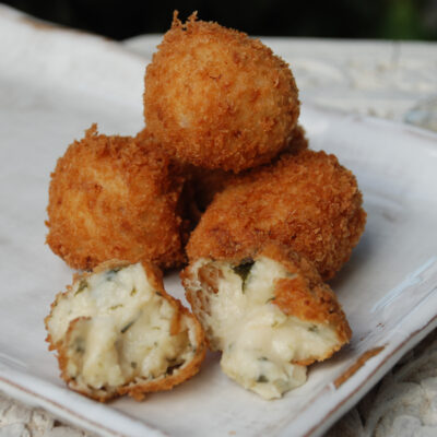 Croquetas de queso Gamoneu